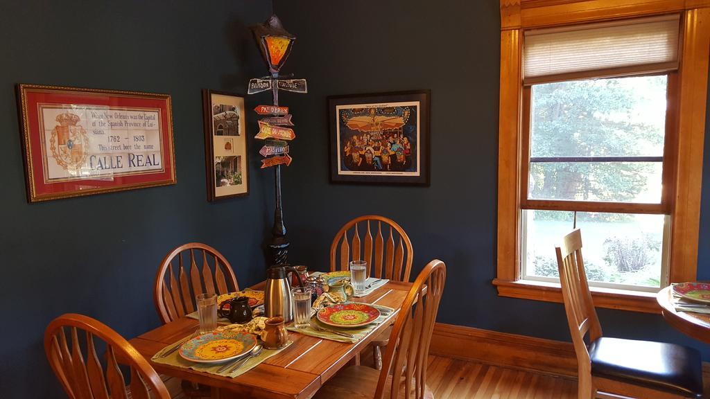 Pinehurst Inn Bed & Breakfast Bayfield Buitenkant foto